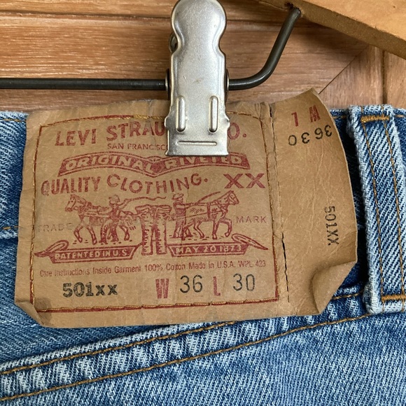 Vintage Levi’s 501xx W36 L30 Men’s Button Fly! - Picture 13 of 13